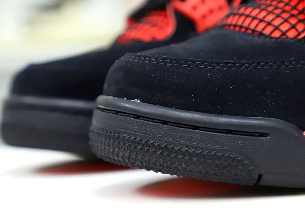 AIR THUNDER' 'RED RETRO JORDAN 4 0606